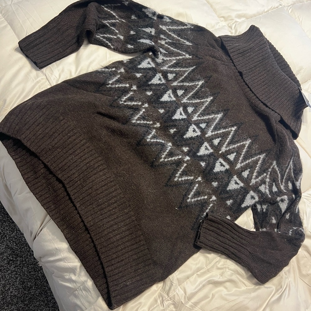 NWT Banana Republic Dark Brown Knit Sweater